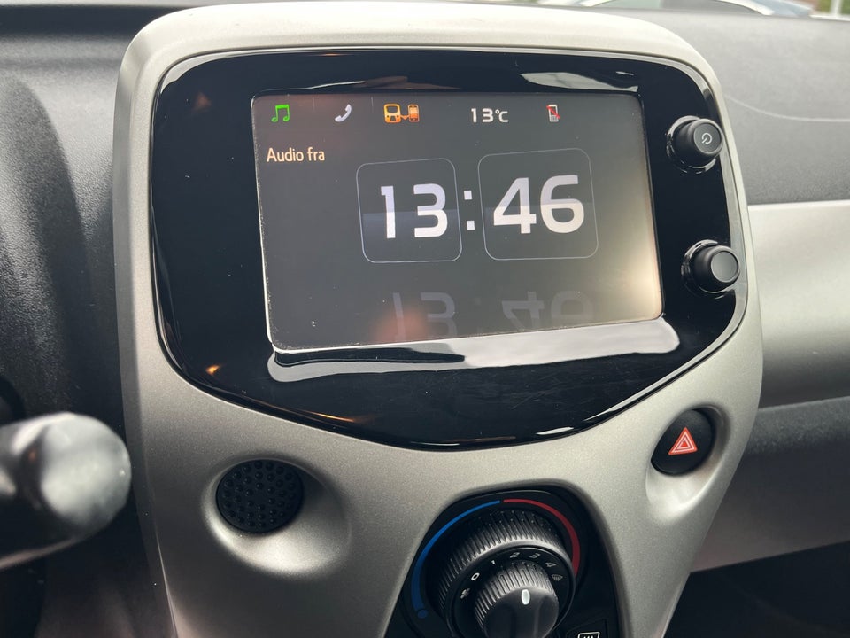 Toyota Aygo 1,0 VVT-i x-black II x-shift 5d