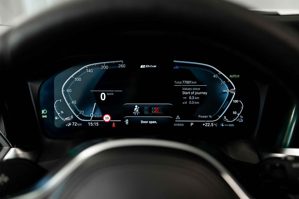 BMW 330e 2,0 Touring Sport Line aut. 5d