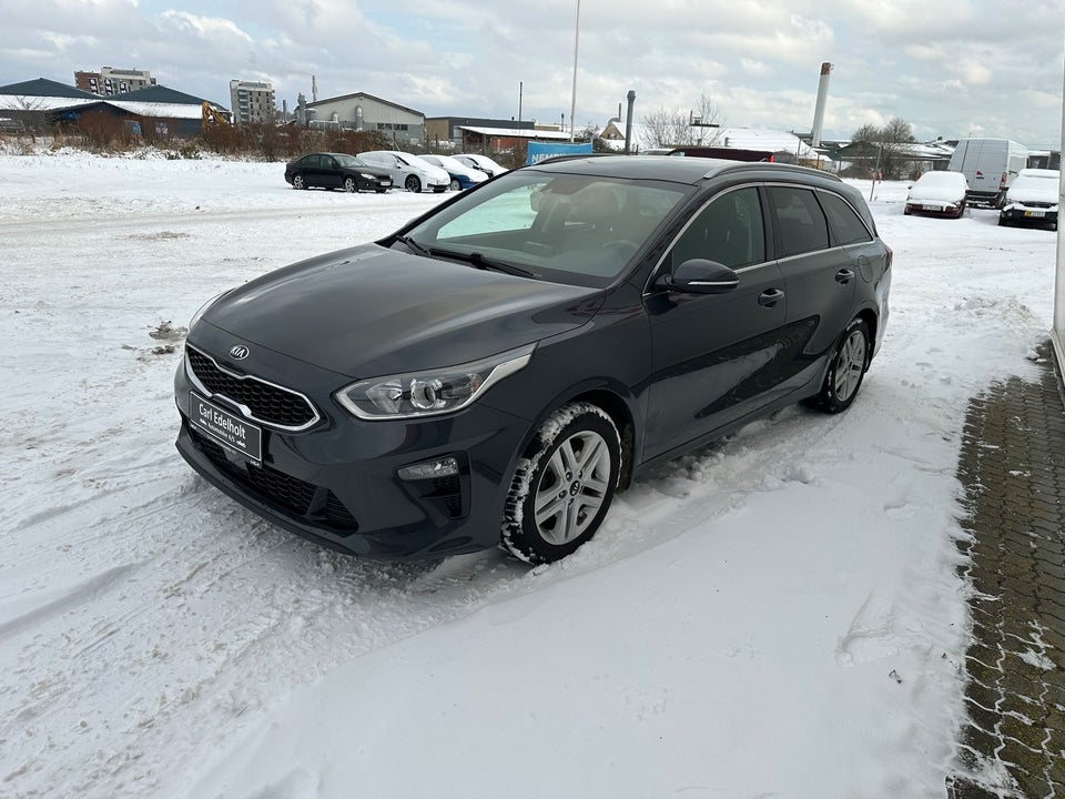 Kia Ceed 1,4 T-GDi Intro Edition SW DCT 5d
