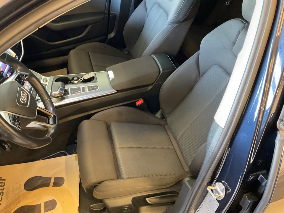 Audi A6 40 TDi Sport Avant S-tr. 5d