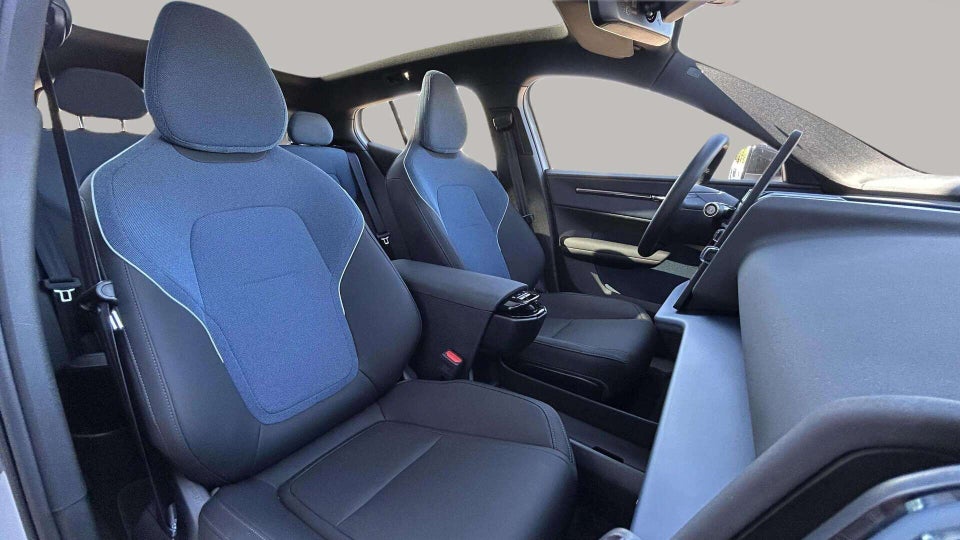 Volvo EX30 Extended Range Ultra 5d