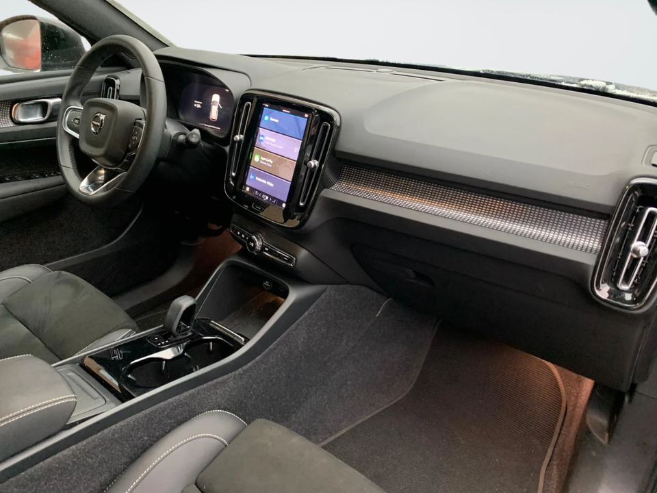 Volvo XC40 P6 ReCharge Plus 5d