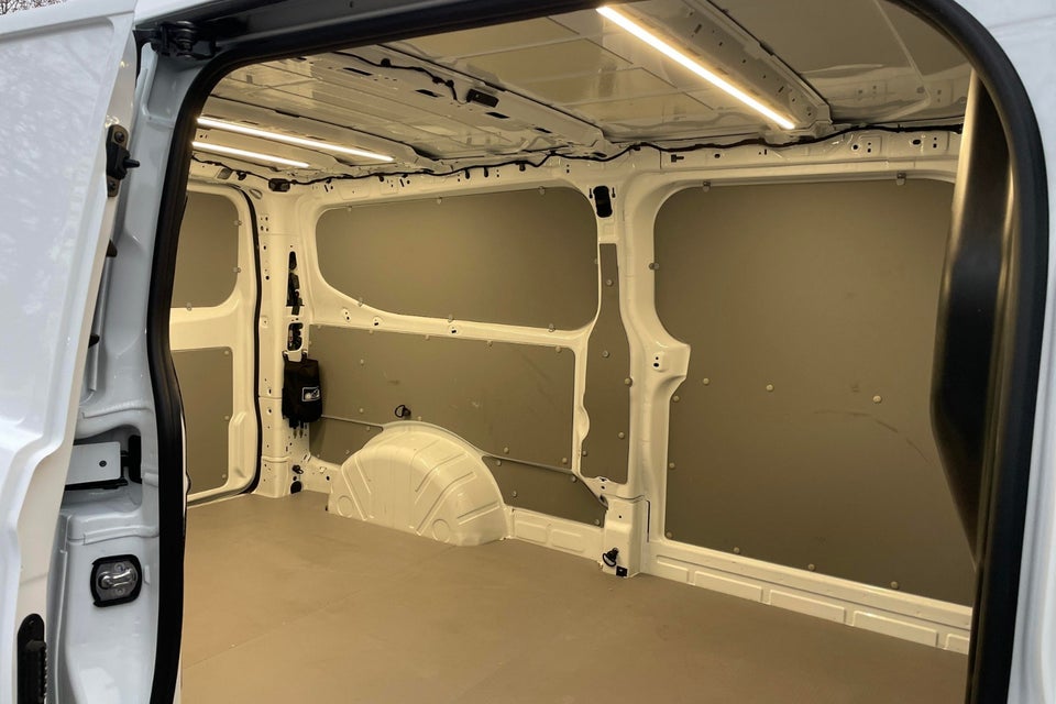 VW Transporter 2,0 TDi 150 Comfort Kassevogn aut. LWB