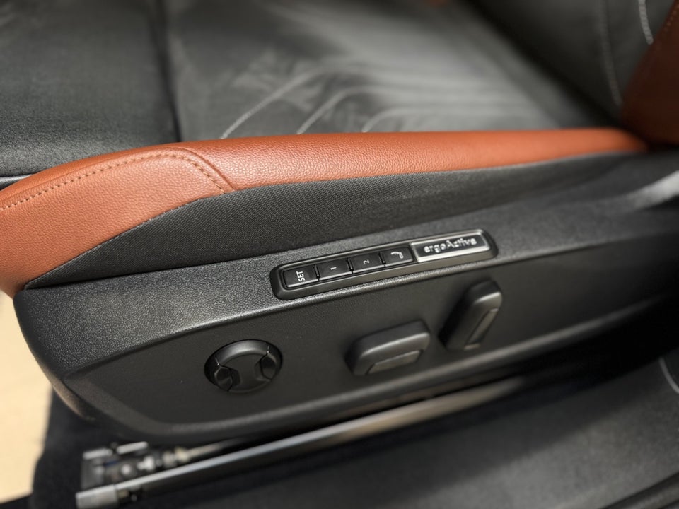 VW ID.4 77 Pro Performance Tech 5d