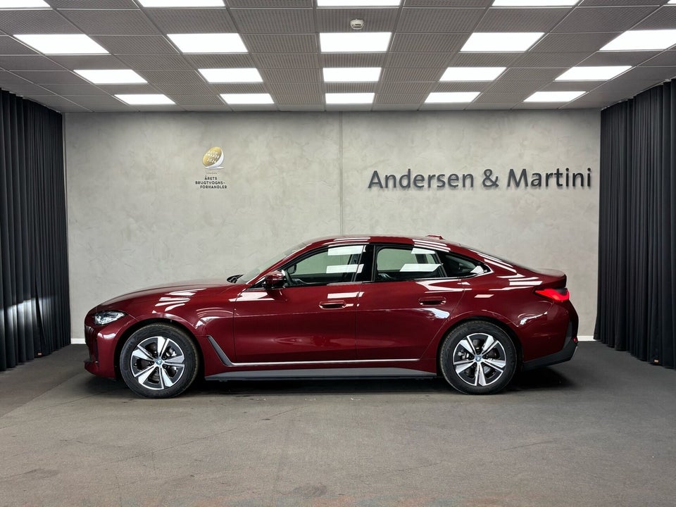 BMW i4 eDrive40 Charged 5d