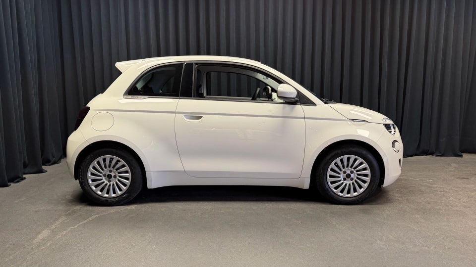 Fiat 500e 42 Icon 3d