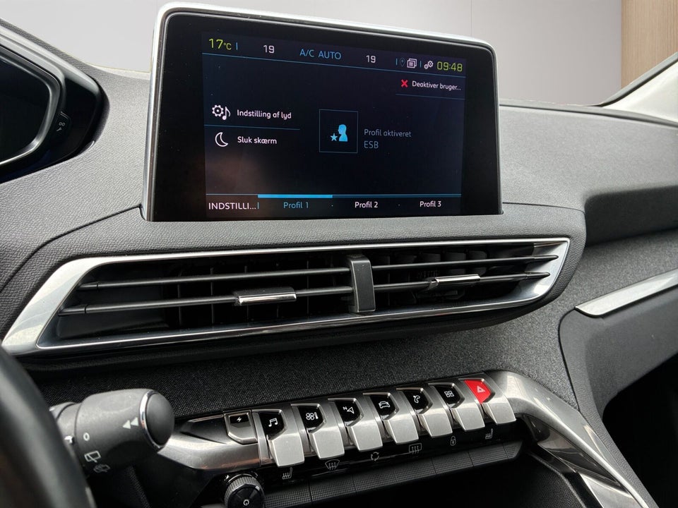 Peugeot 3008 1,6 Hybrid Allure Limited EAT8 5d