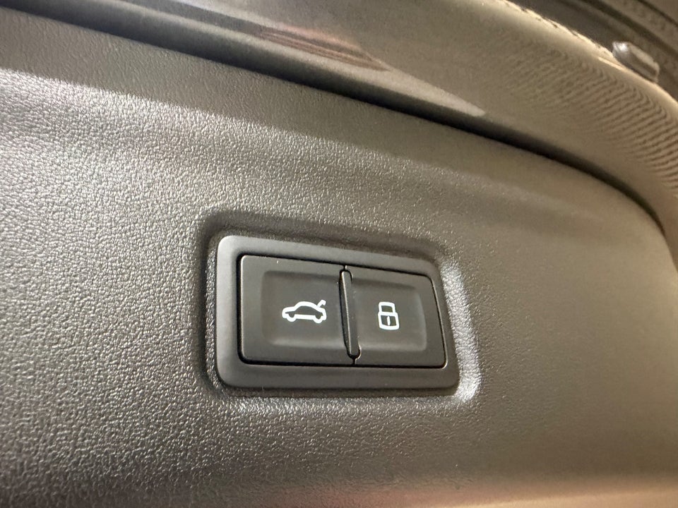 Audi Q6 e-tron Ultra S-line quattro 5d
