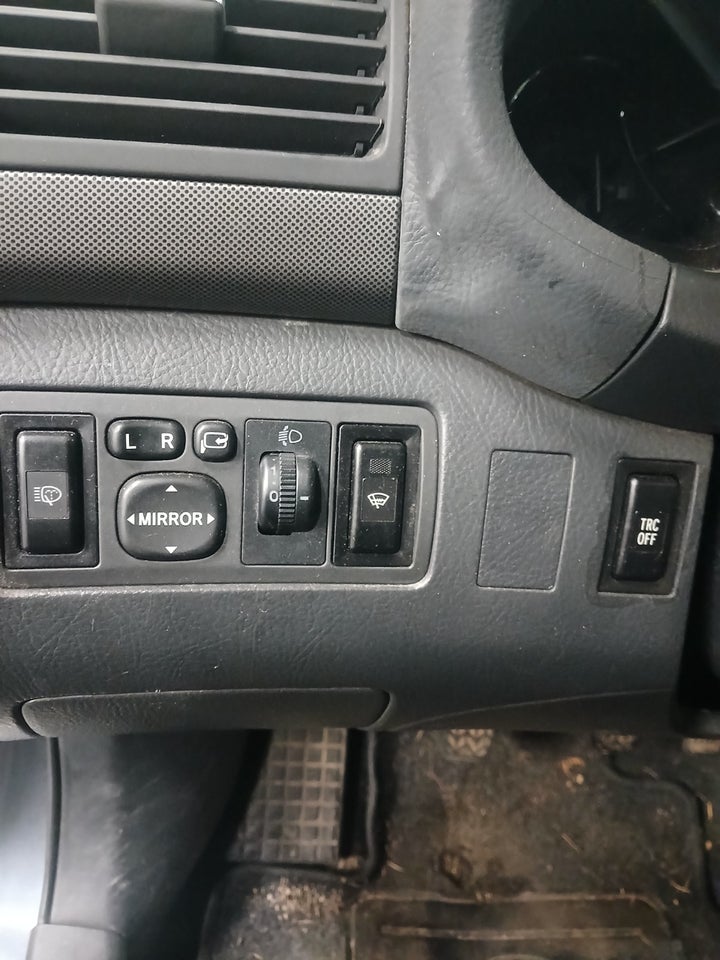 Toyota Avensis 1,8 VVT-i Sol 4d