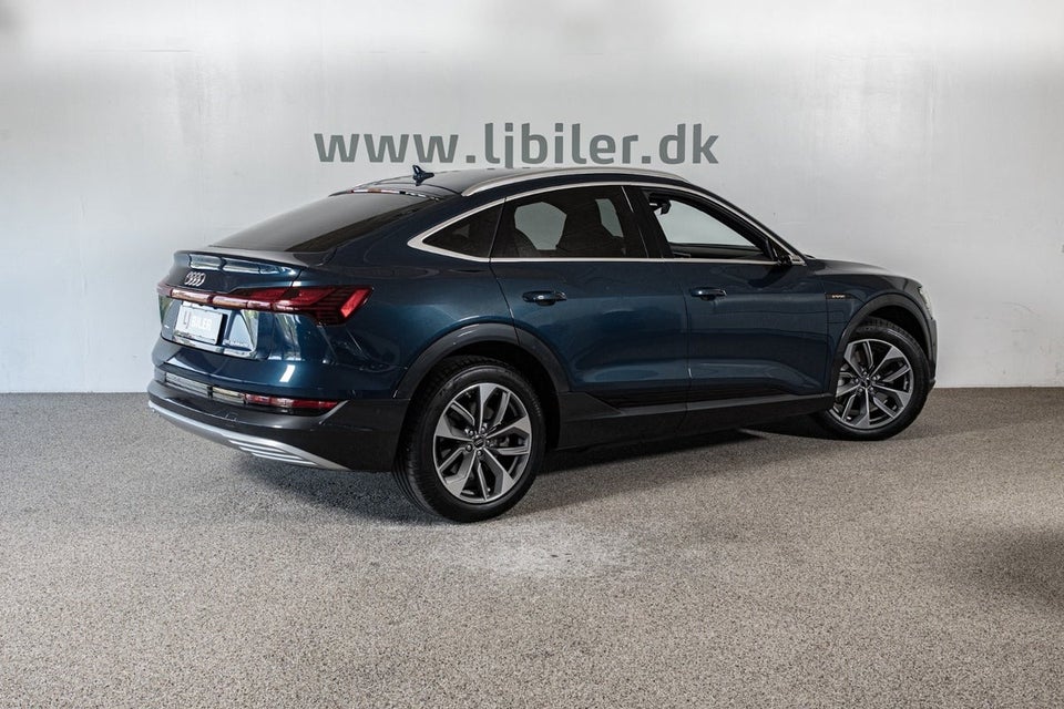 Audi e-tron 55 S-line Sportback quattro 5d