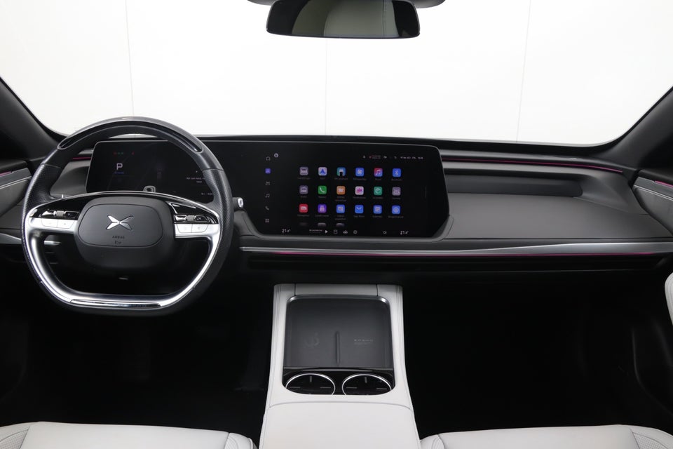 Xpeng P7 Long Range 4d