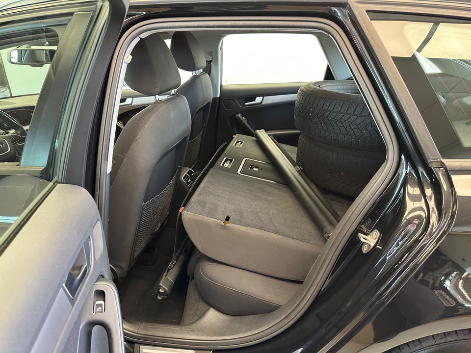 Audi A4 2,0 TDi 150 Avant Multitr. 5d