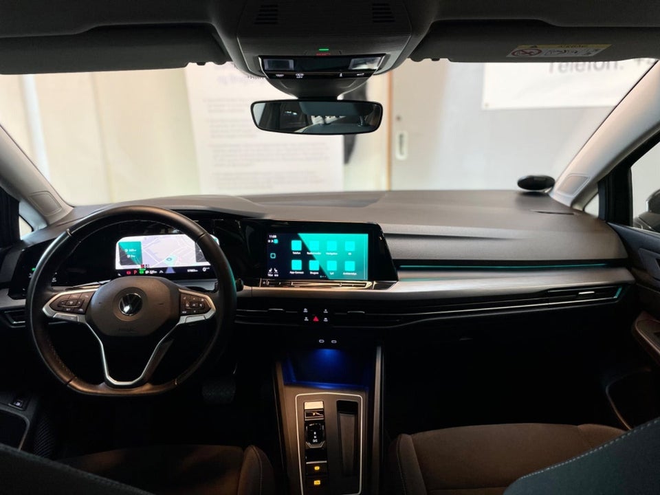 VW Golf VIII 1,4 eHybrid DSG 5d