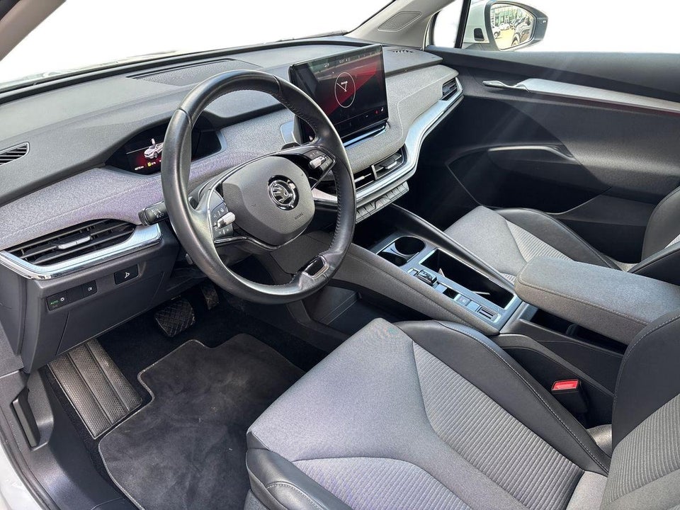 Skoda Enyaq 60 iV Loft 5d