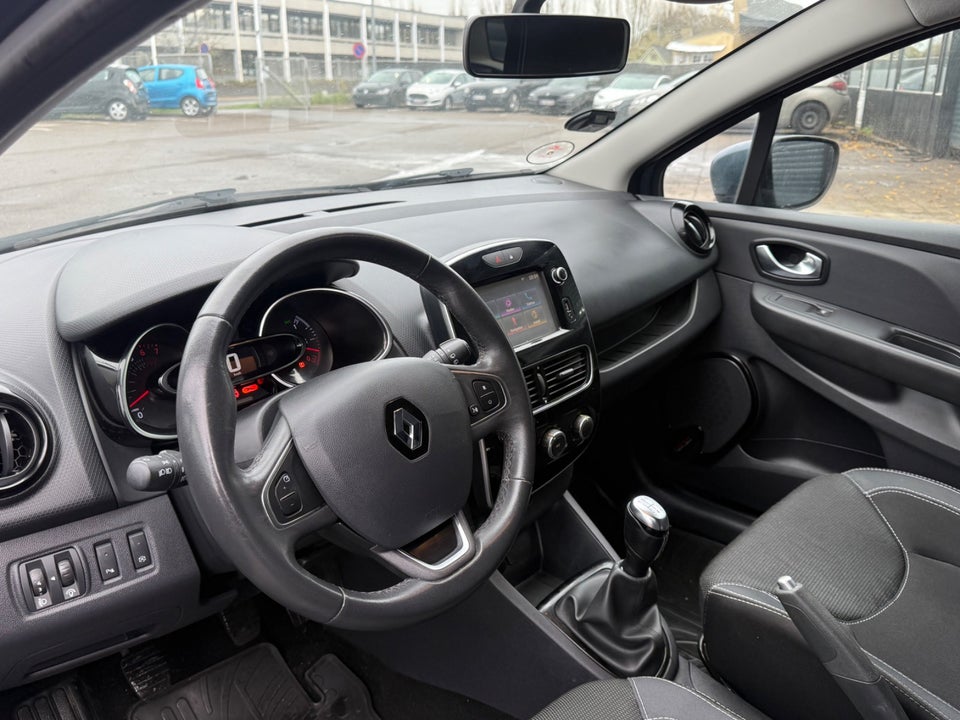 Renault Clio IV 0,9 TCe 90 Expression Sport Tourer 5d