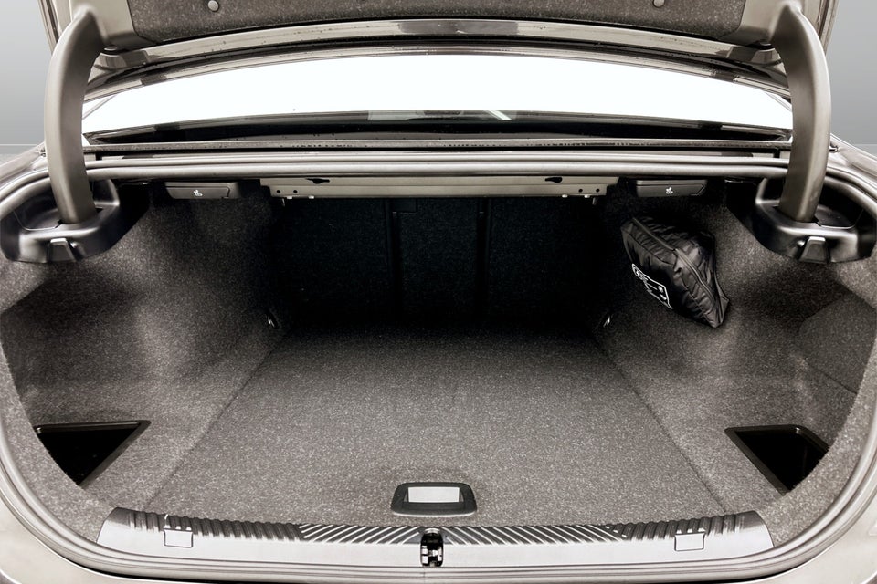 BMW i5 eDrive40 M-Sport 4d