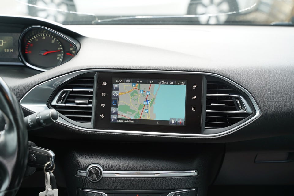 Peugeot 308 1,6 BlueHDi 120 Allure 5d