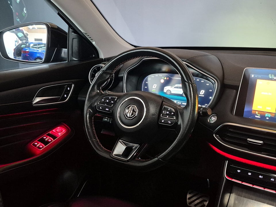 MG EHS 1,5 PHEV Luxury 5d