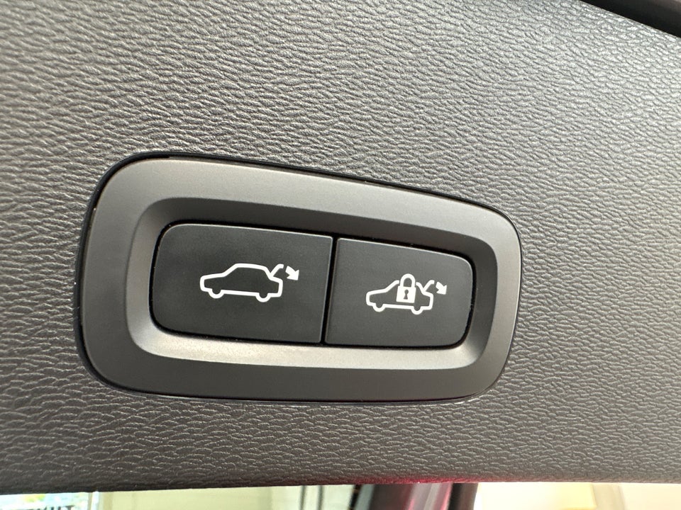 Volvo C40 P6 ReCharge Plus 5d