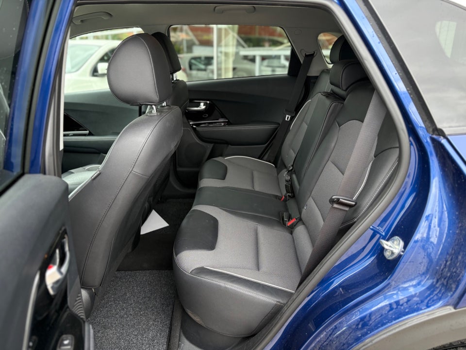 Kia e-Niro 64 Advance 5d