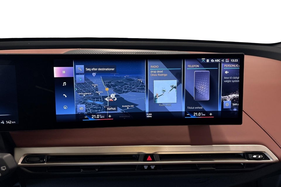 BMW iX xDrive40 Fully Charged 5d
