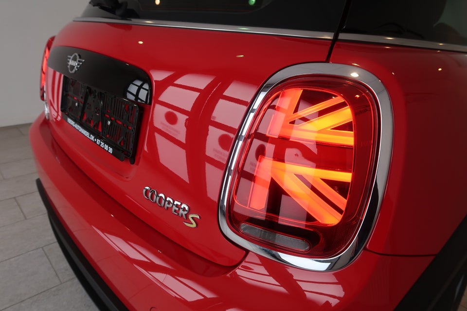 MINI Cooper SE Classic Trim 3d