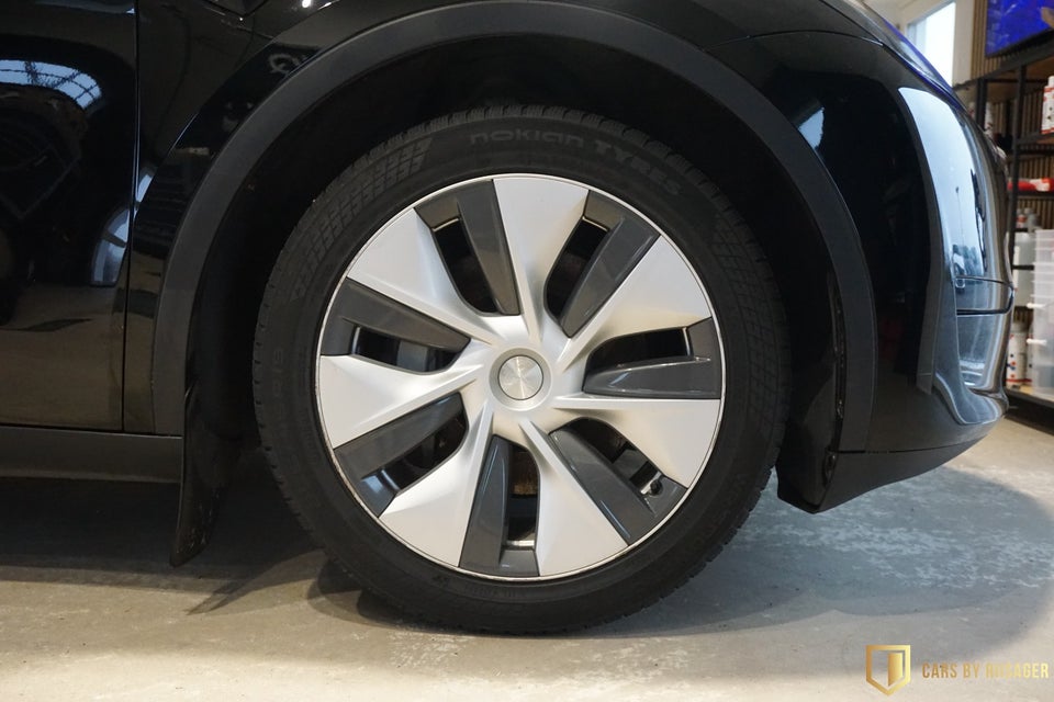 Tesla Model Y RWD 5d