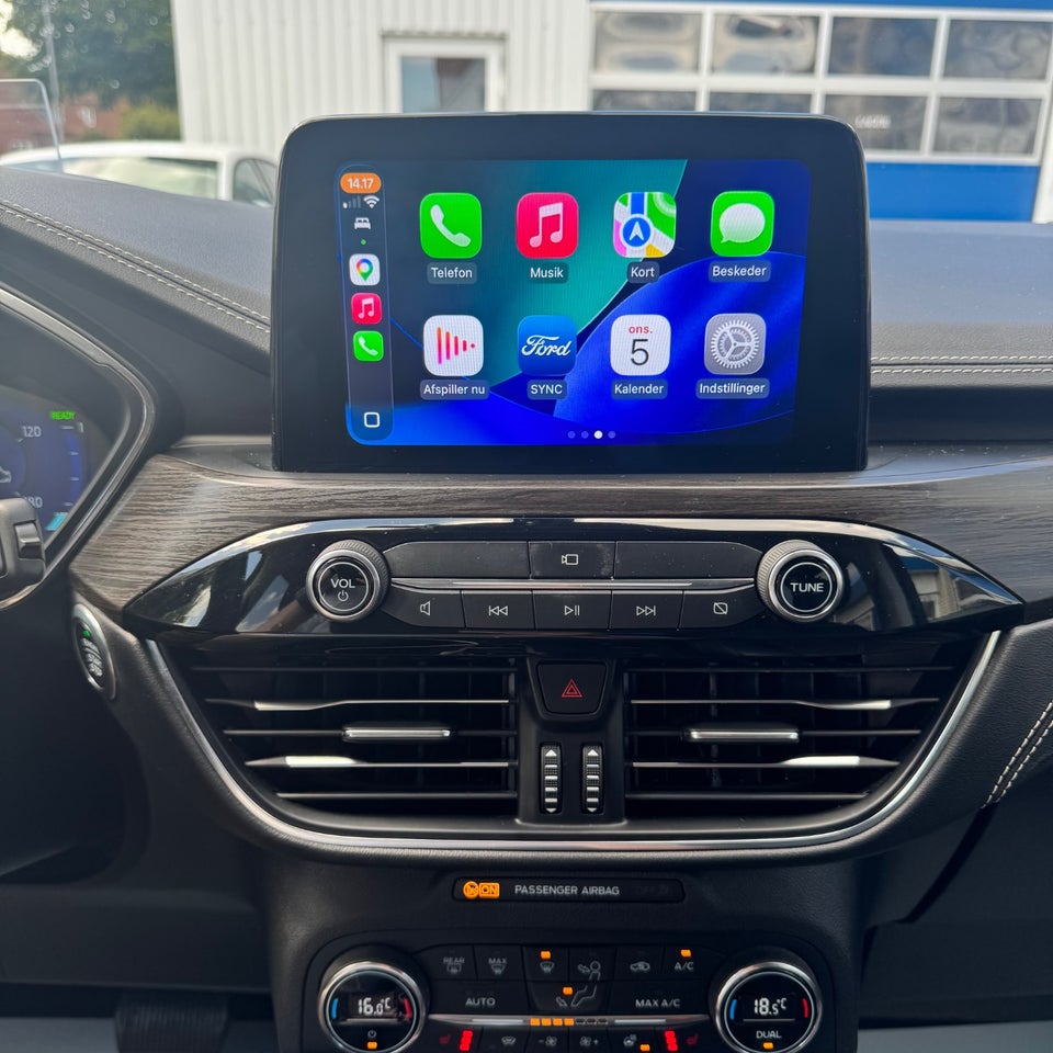 Ford Kuga 2,5 PHEV Vignale CVT 5d