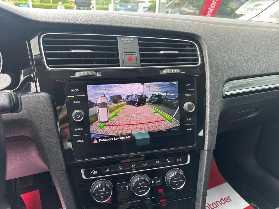 VW Golf VII 1,5 TSi 150 Highline DSG 5d