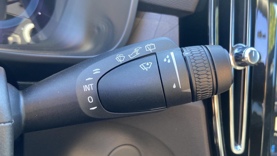 Volvo EX40 Twin Performance Plus 5d