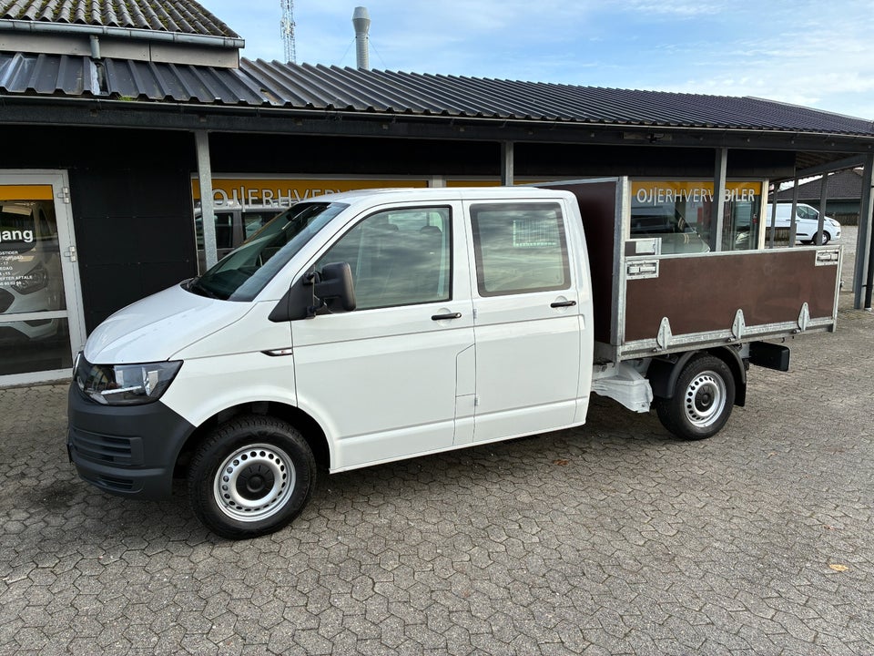 VW Transporter 2,0 TDi 102 Db.Kab m/lad 4d