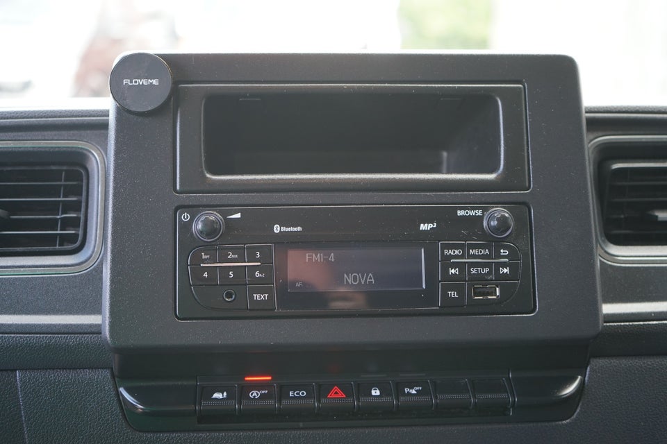 Nissan NV400 2,3 dCi 145 L3H2 Kassevogn RWD