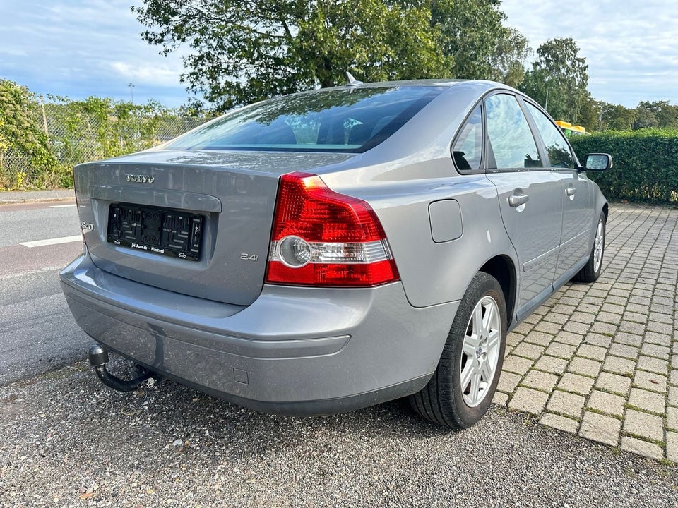 Volvo S40 2,4 Summum aut. 4d