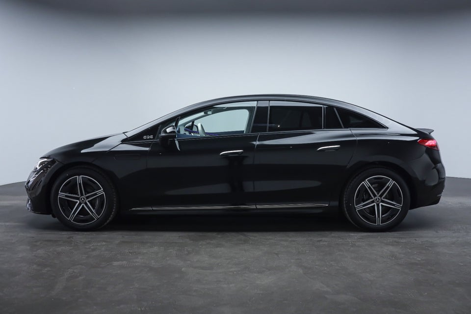 Mercedes EQE350 AMG Line 4d