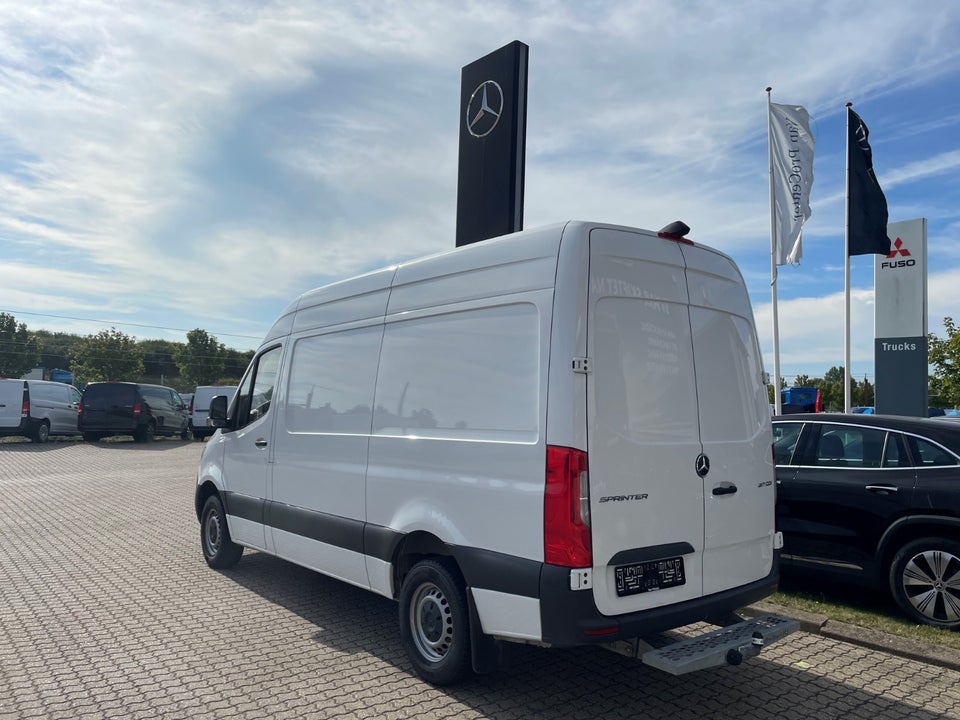 Mercedes Sprinter 317 2,0 CDi A2 Kassevogn aut. RWD