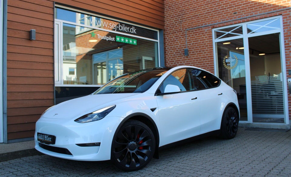 Tesla Model Y Performance AWD 5d