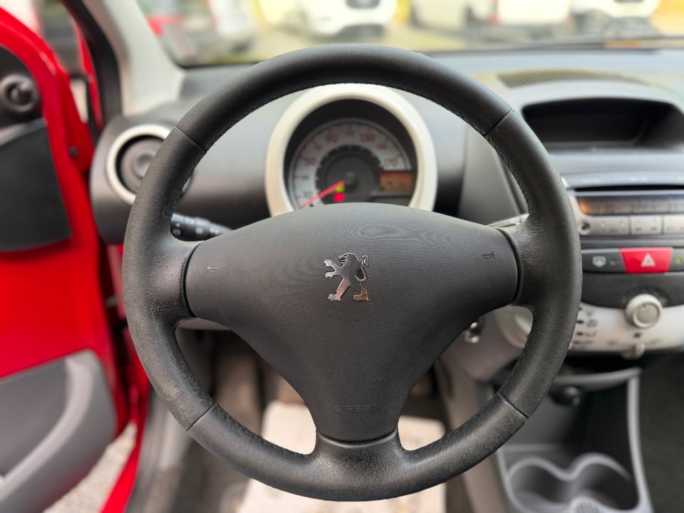 Peugeot 107 1,0 Active 5d