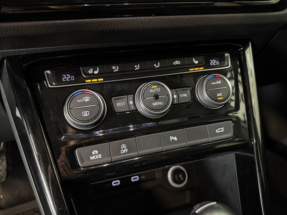 VW Touran 2,0 TDi 150 Highline DSG Van 5d