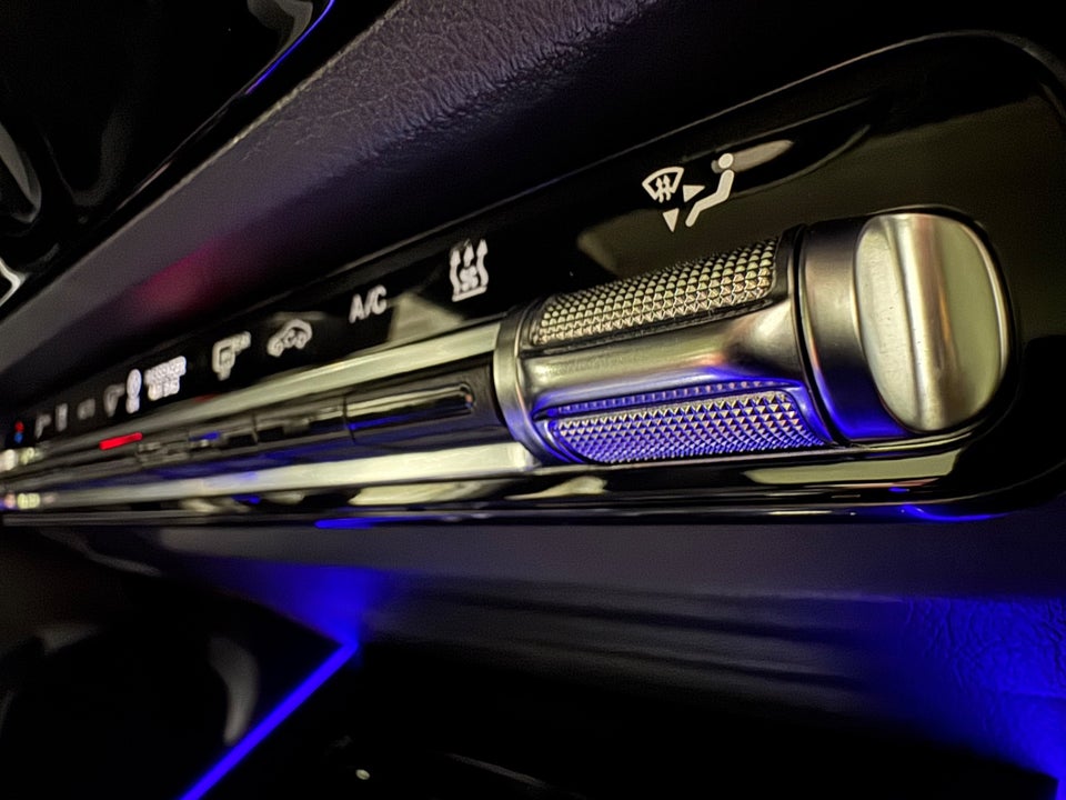 Mercedes EQA300 Progressive 4Matic 5d