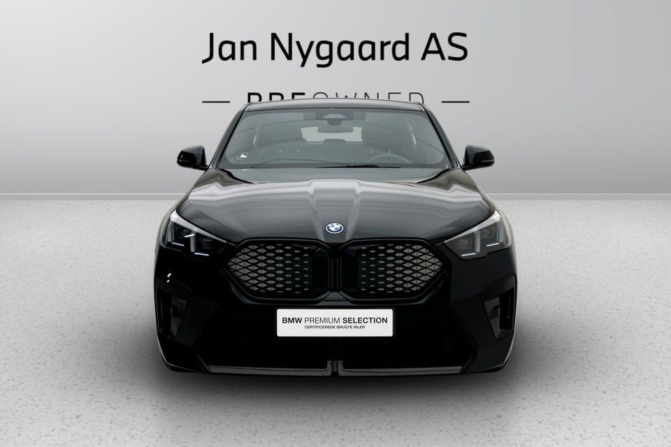 BMW iX2 eDrive20 M-Sport 5d