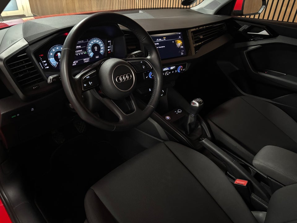 Audi A1 30 TFSi Advanced Sportback 5d