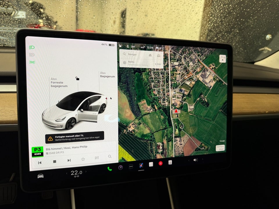 Tesla Model 3 Standard Range+ RWD 4d