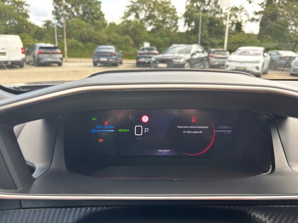 Peugeot e-2008 54 GT 5d