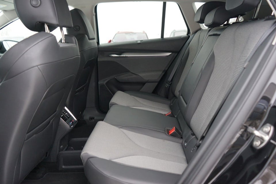 Skoda Enyaq 60 iV Premium 5d