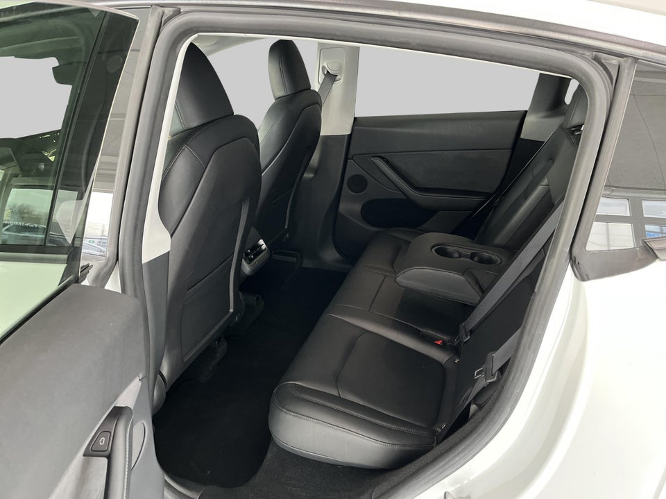 Tesla Model Y Performance AWD 5d