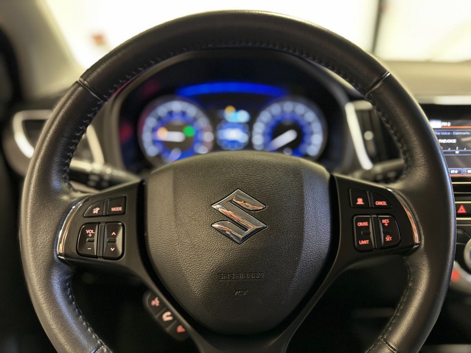 Suzuki Baleno 1,2 Dualjet Exclusive CVT 5d