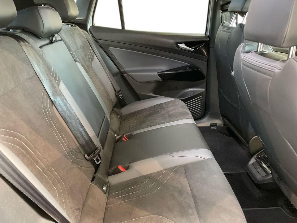 VW ID.4 77 Pro Style+ 5d