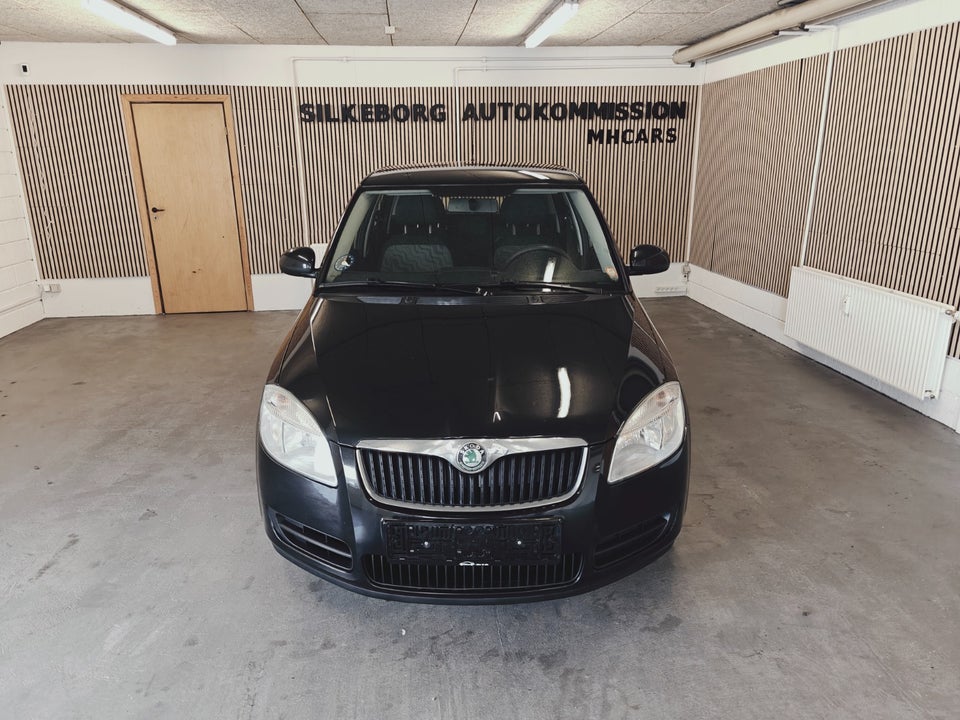 Skoda Fabia 1,4 16V Elegance Combi 5d