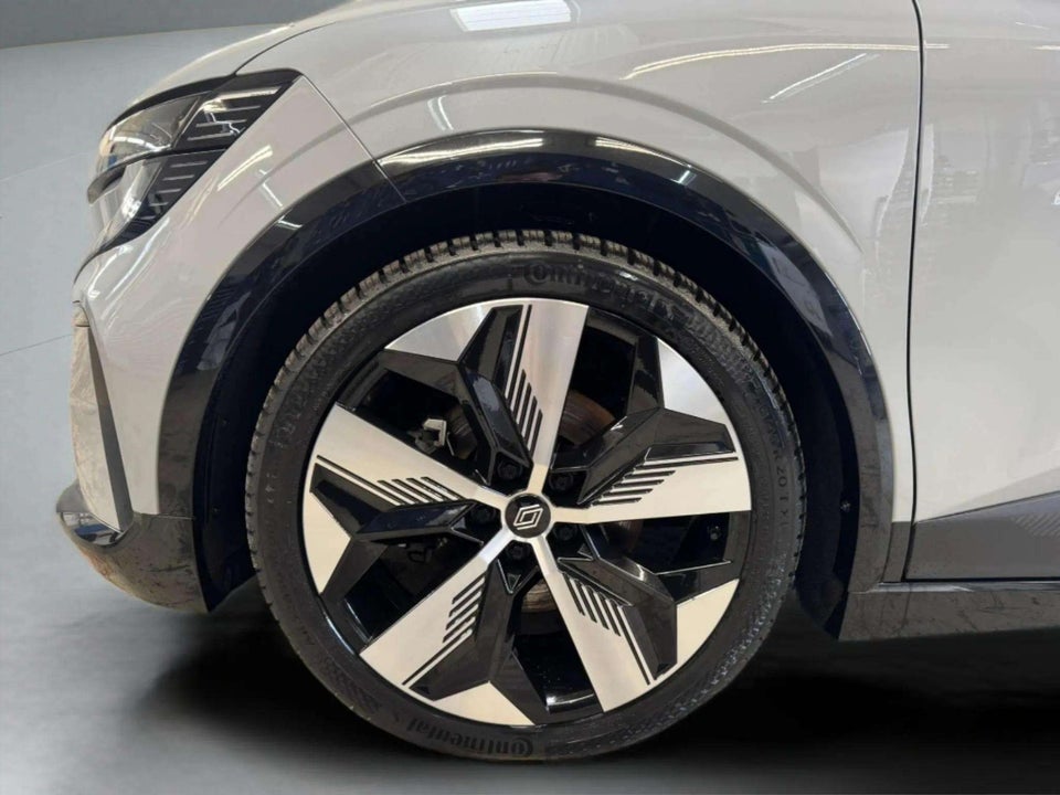 Renault Megane E-Tech 60 Techno 5d
