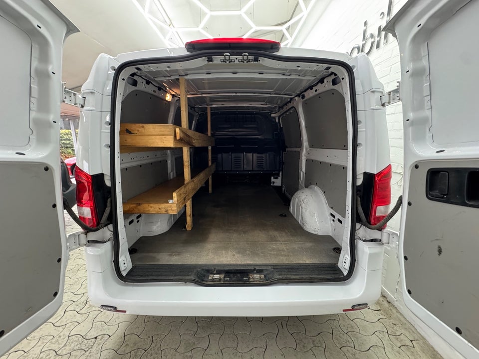 Mercedes Vito 114 2,0 CDi Kassevogn aut. L RWD